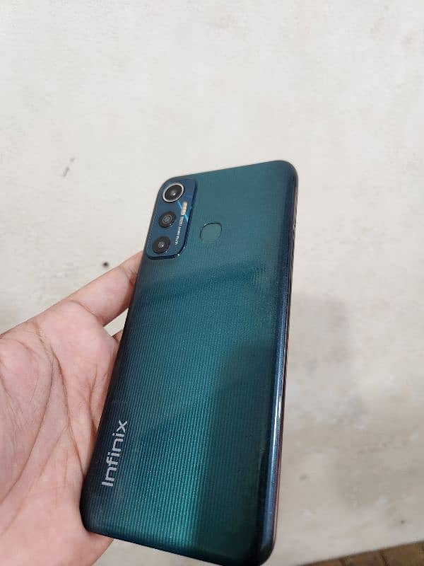 Infinix Hot 11 1