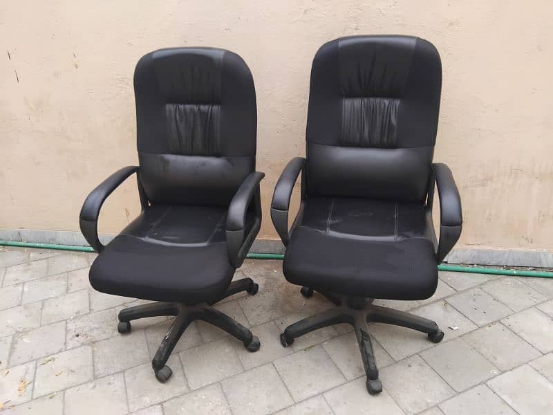 new condition chairs 3