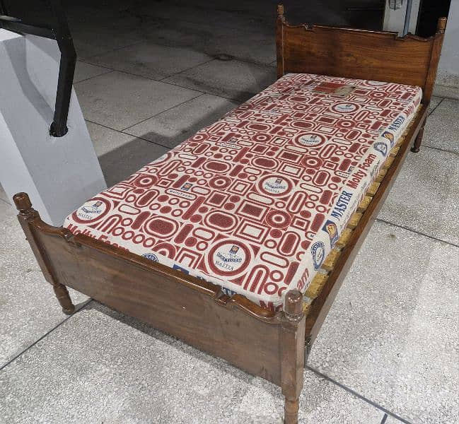 Wooden Bed Queen Size for Sale 17