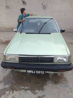 Nissan Sunny 1985