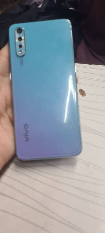 Vivo S1 8 256 only moubil farnd cemra ma dast ha 1