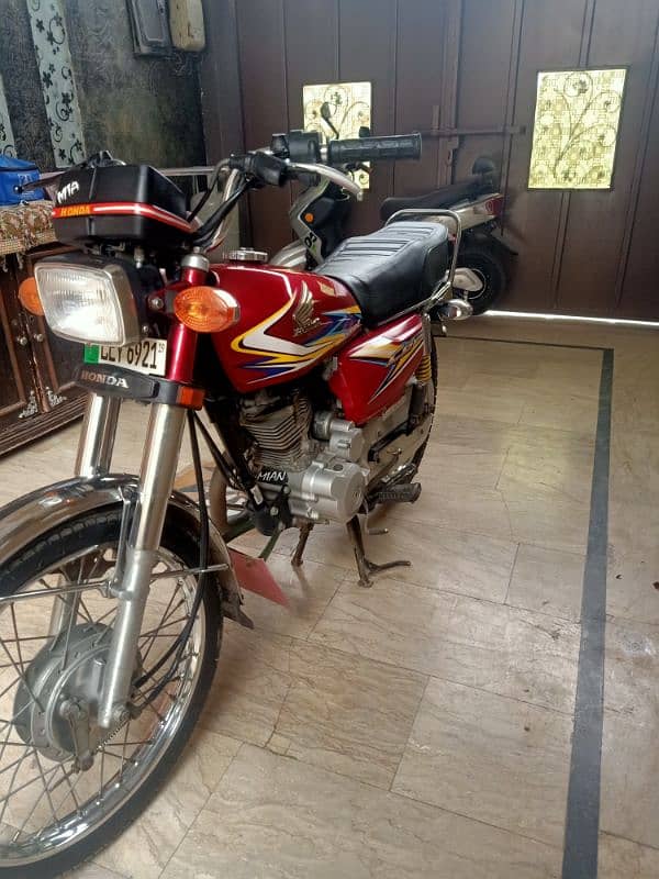 Self Start Honda 125 lush Condition 1