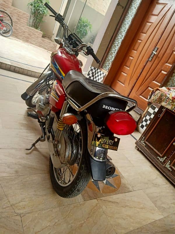 Self Start Honda 125 lush Condition 7