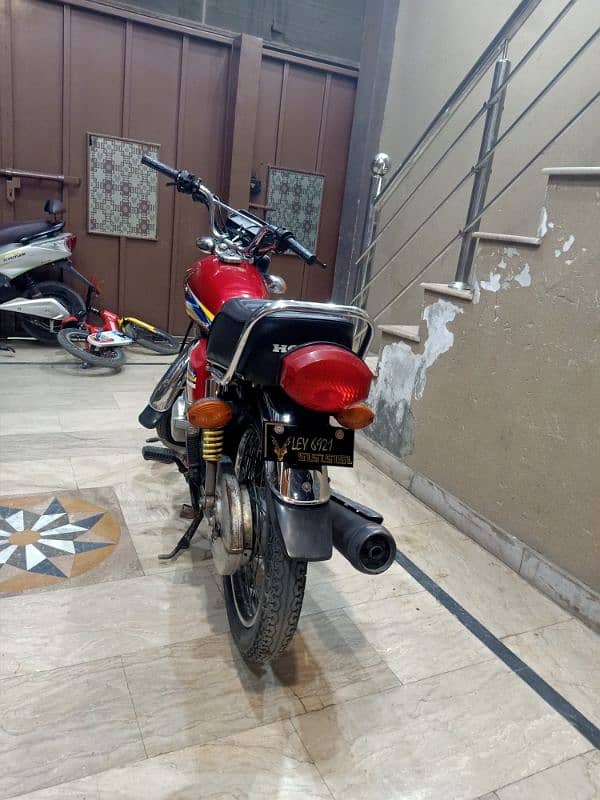 Self Start Honda 125 lush Condition 9