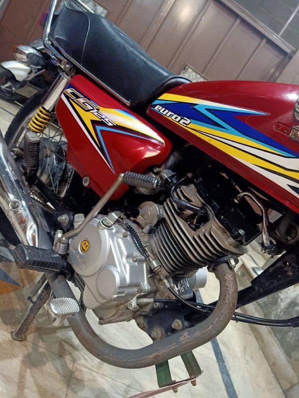 Self Start Honda 125 lush Condition 15