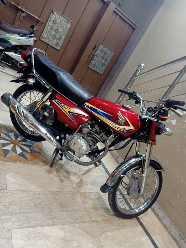 Self Start Honda 125 lush Condition 16