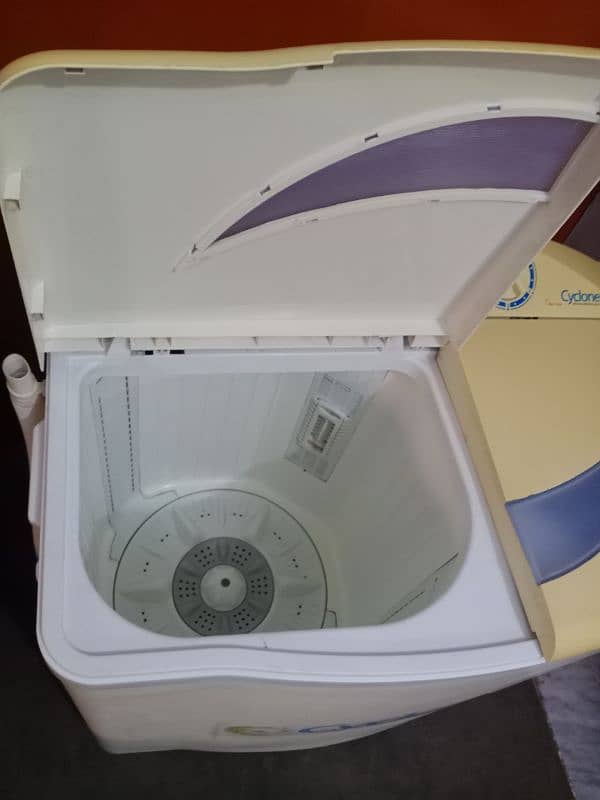 Kenwood washing machine and dryer working condition 5