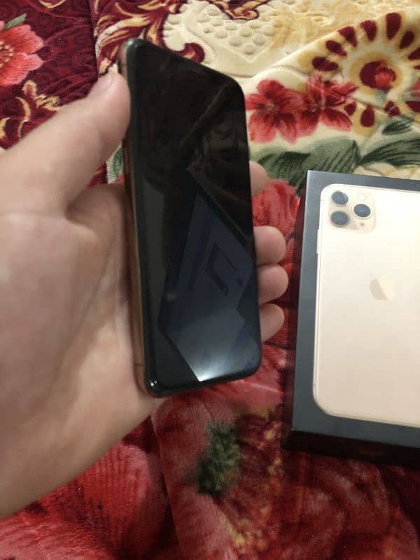 Iphone 11 pro PTA approved dual 7