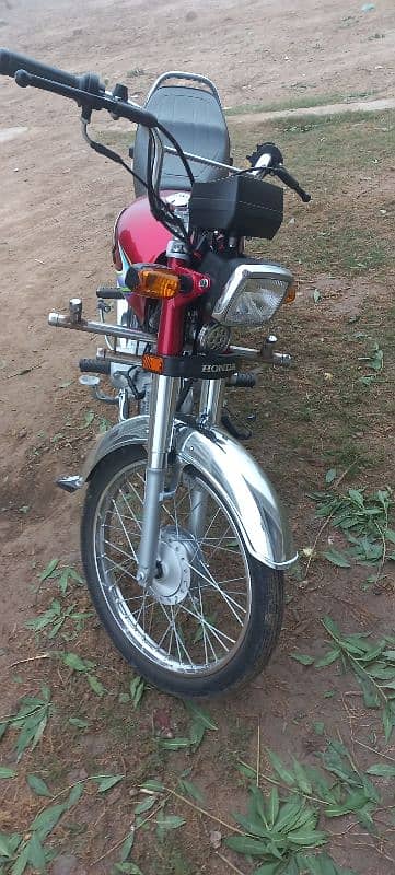 Moter Cycle  Honda 70 2