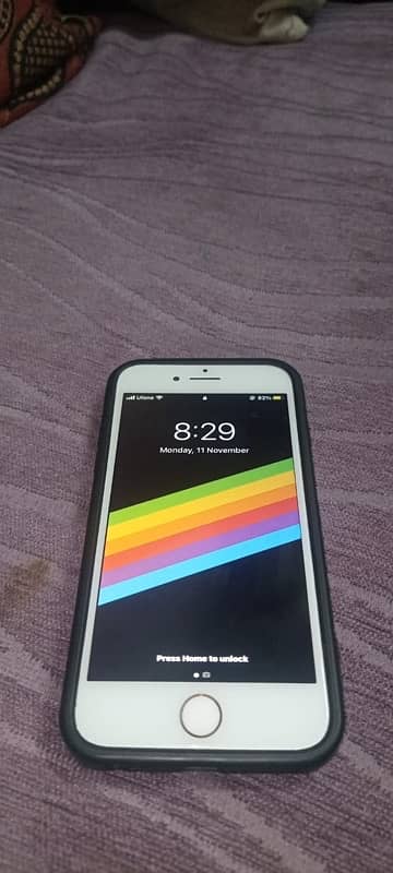 IPhone 7 PTA proved Finger print Working Battary health 100% 3