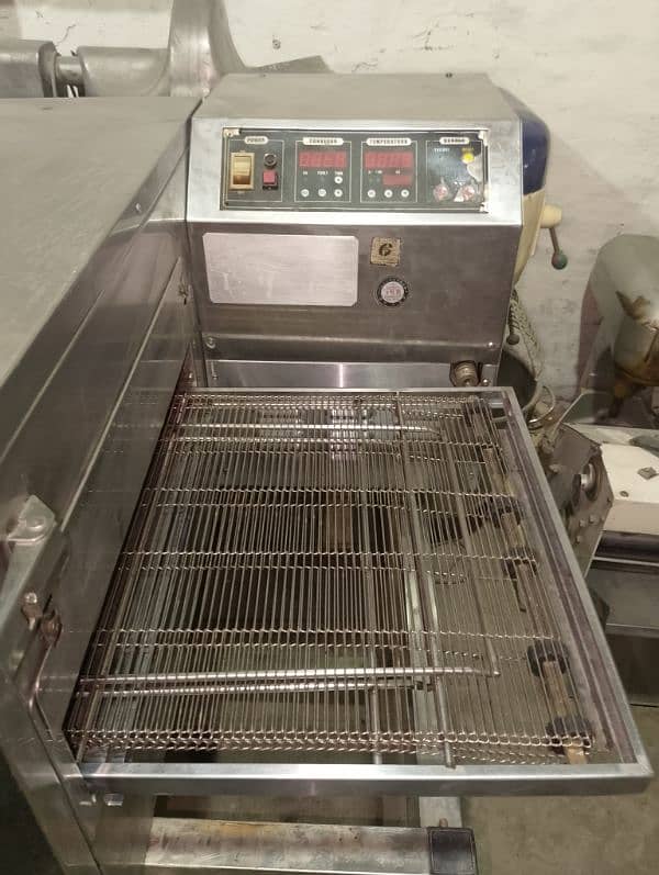 conveyor pizza oven 18" belt Korean dough mixer fryer pizza make table 0