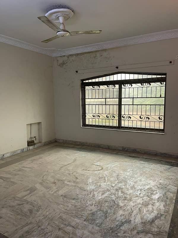 1 Kanal Upper Portion House Available. , For Rent in G-15 Islamabad. 9