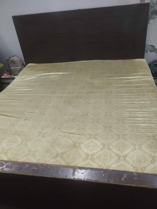 double Bed wood 1