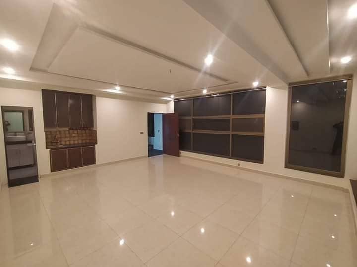 Basement+ Ground Floor Available For Rent 4