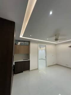 2 Bed Luxury Apartment Available For Rent 0