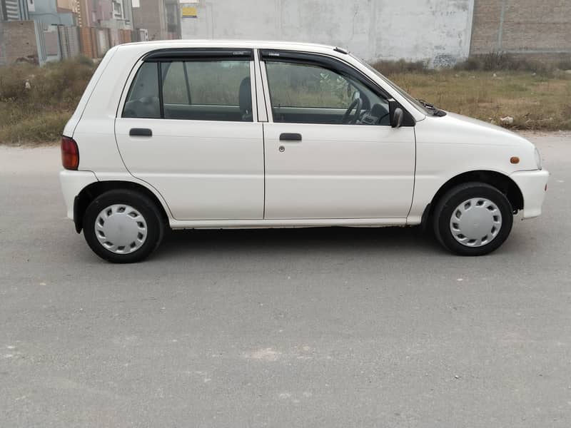 Daihatsu Cuore 2005 5