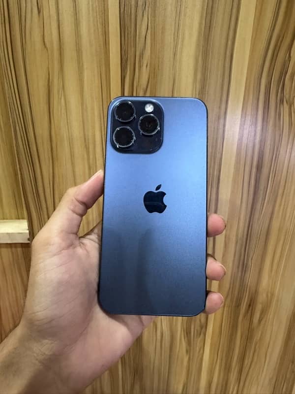 iPhone 15 pro max 256GB 1