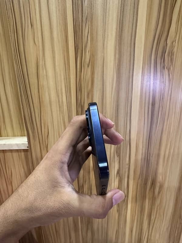 iPhone 15 pro max 256GB 4