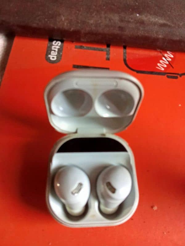 Samsung Earbuds 0