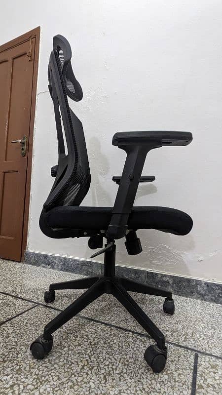 Executive Chair for office and home use 0