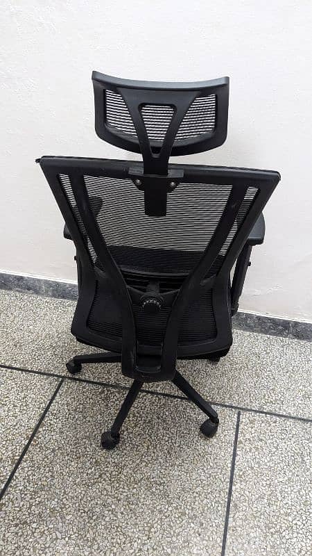 Executive Chair for office and home use 4