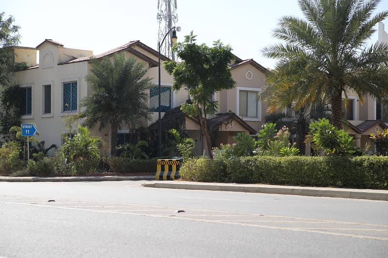 152 SQ YARDS MODREN HOUSE FOR SALE | LUXERY VILLA AVALIABLE SALE | PRECINCT-11B Bahria Town Karachi. 7