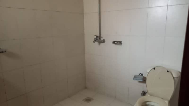 12 Marla House For Rent In Johar Town 13