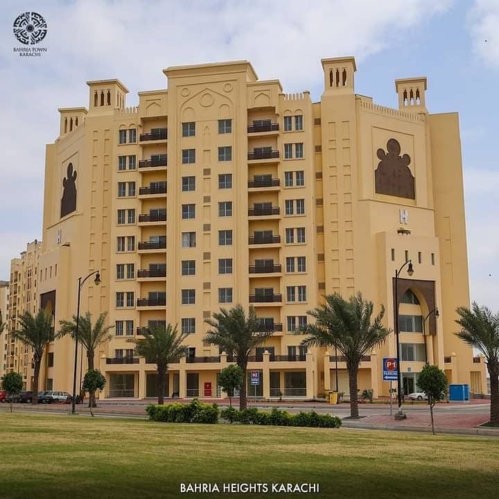 1150 SQ feet apartment FOR SALE | LUXERY APARTMENT AVALIABLE SALA | Bahria Heights Bahria Town Karachi. 4