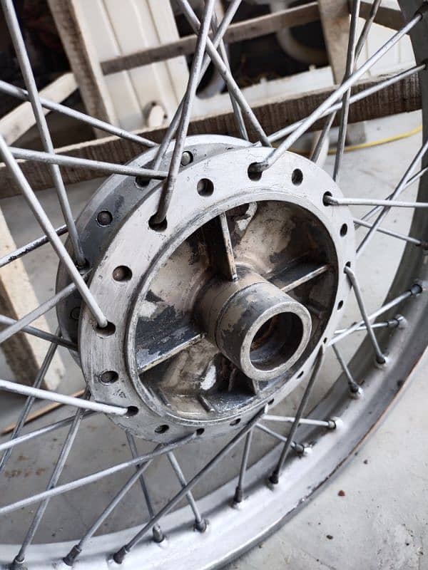 Suzuki 150 wheels sell 4