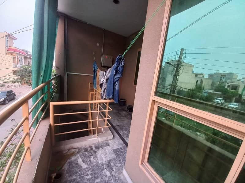 5 Marla Portion Available For Rent In Q Block Johar Town Rent 12