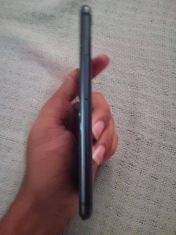 IPHONE 8 NON PTA 64GB ALL OK BEST CONDITION 1