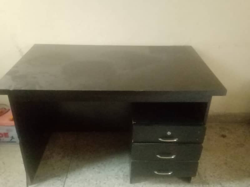 computer table 0