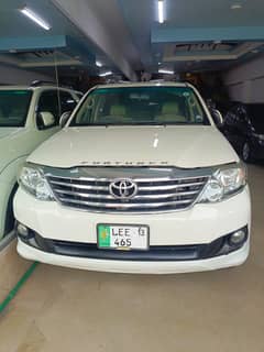 Toyota Fortuner V 2.7 model 2013 Brand New