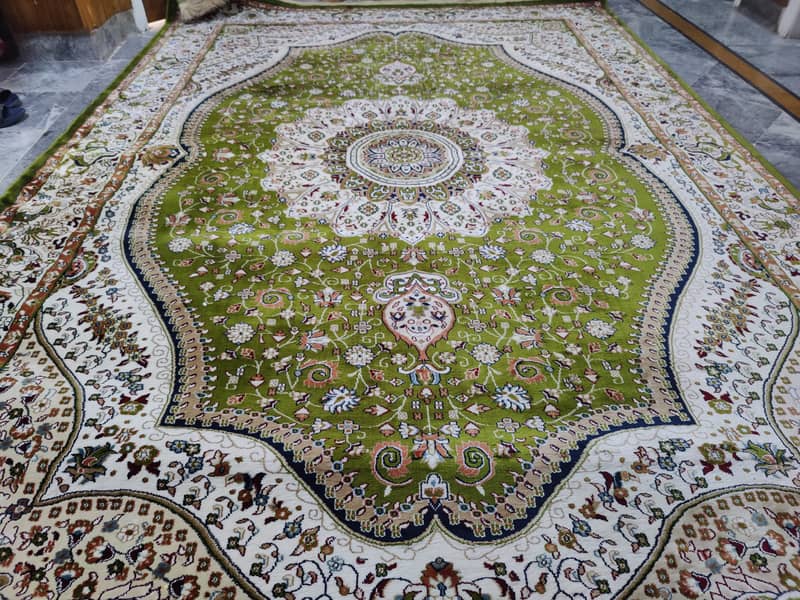 Brand New Center Piece Irani Carpet For Sale - Lahore 4