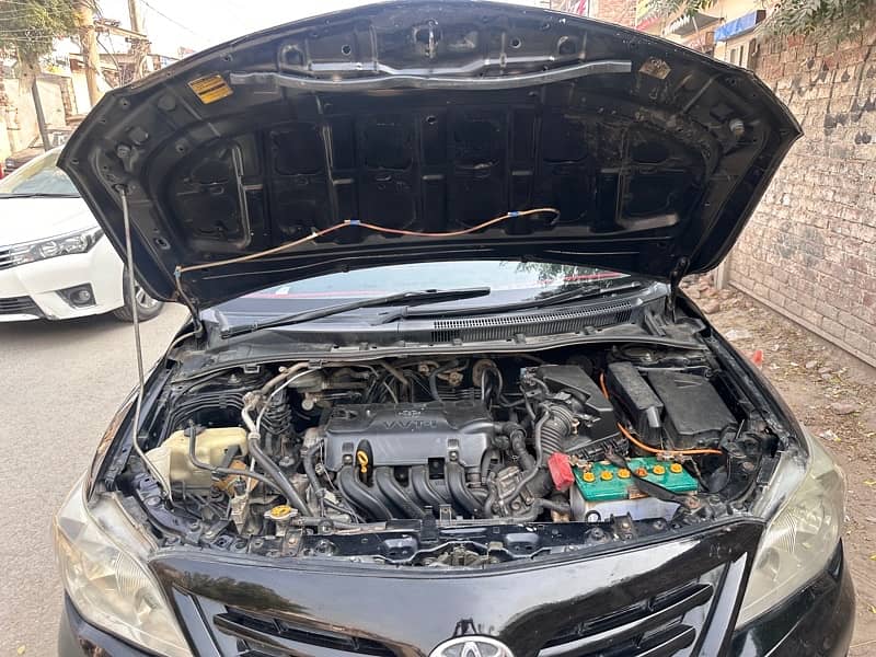 Toyota Corolla XLI 2013 to convert gli own name urgent sale 5