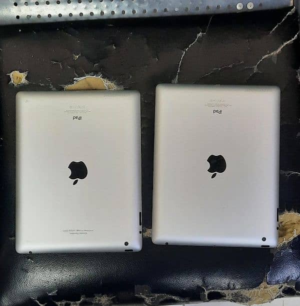 i pad 4 Genration 16 Gb Neat And Clean 0