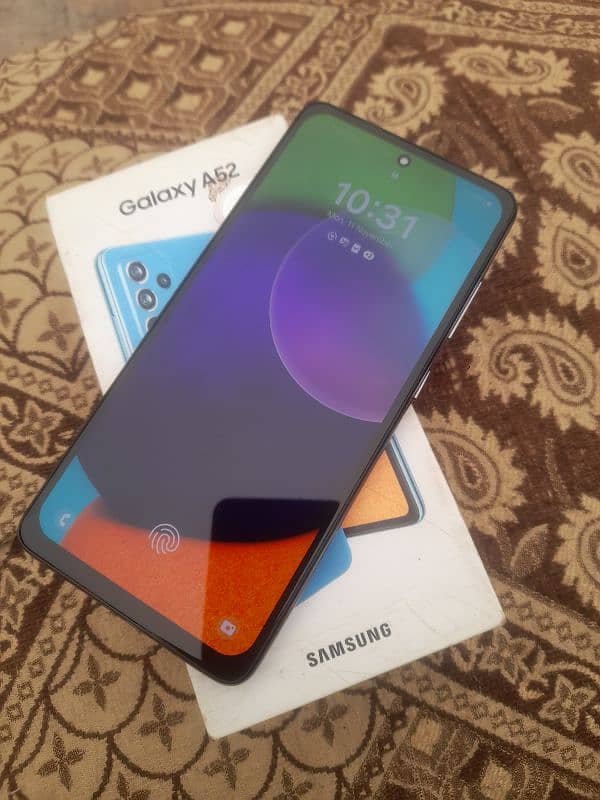 Samsung A52.8gb ram 128 gb memory with box 5