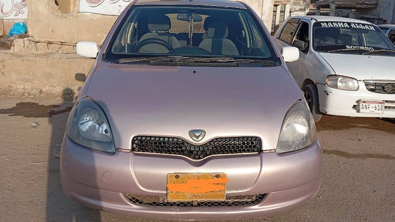 Toyota Vitz 2000 0