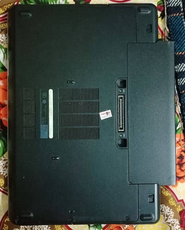 Dell letitude E6440, 8Gb ram, 512gb Memory 3