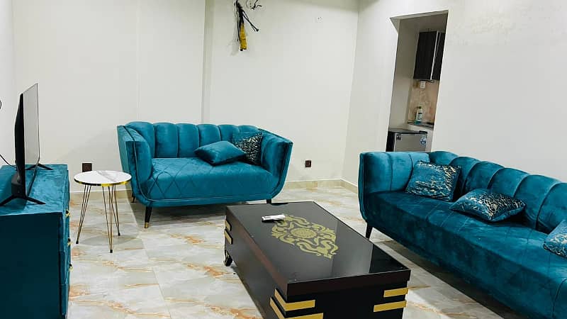 Furnish luxury apartment short stay for rent at bahria town lahore 4