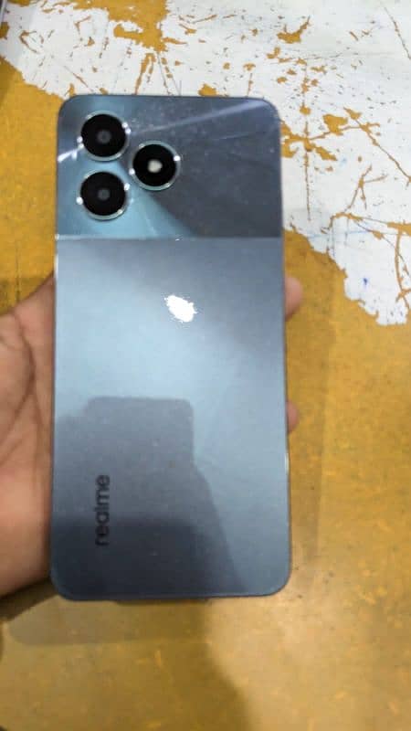 realme c61 1