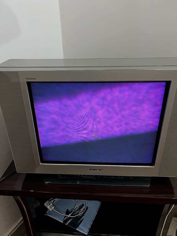 Old Sony tV set with trolly 1