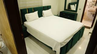 Furnish luxury apartment short stay for rent at bahria town lahore 0