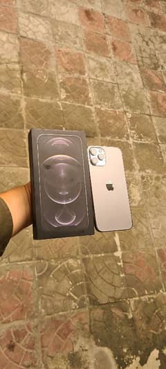 i am selling apple iphone 12 pro max 128 [factory unlock}