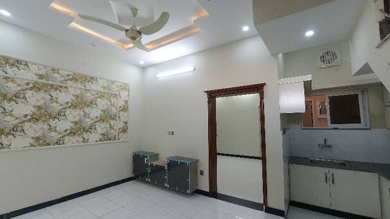 Ideal 3 Marla House Available In Al Hafeez Garden - Phase 5, Lahore 8