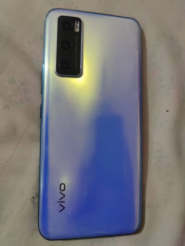 vivo v20 SE 4