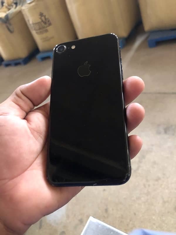 Iphone 7 PTA Approved 1