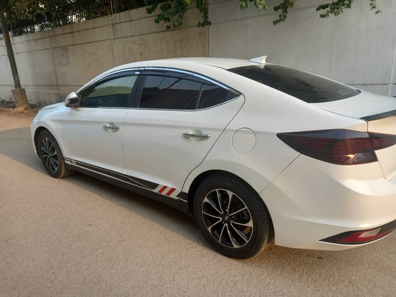 Hyundai Elantra 2022 2.0 GLS 1