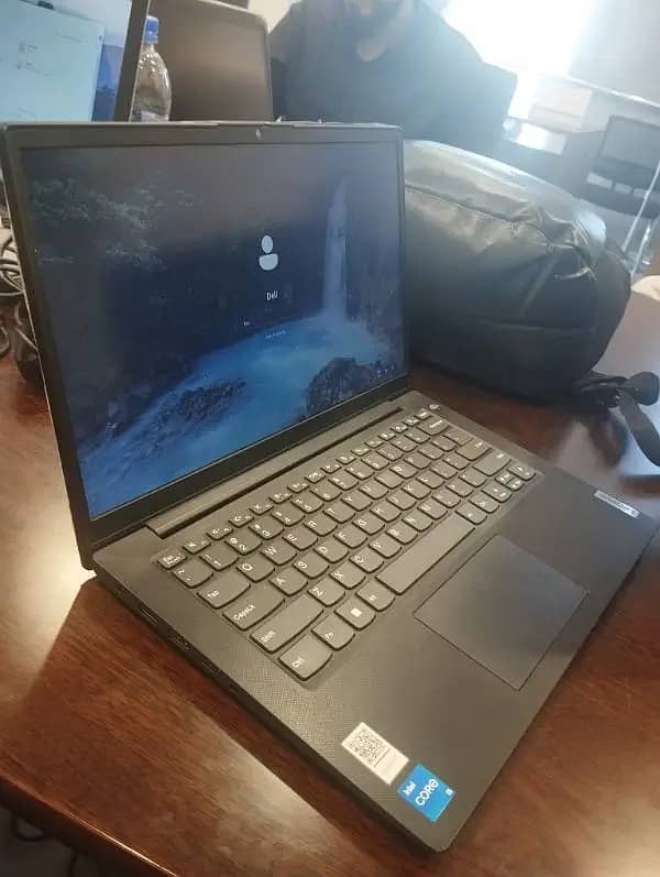 Lenovo i5, 12 Gen, 512 SSD ( exchange with gaming laptop possible) 1