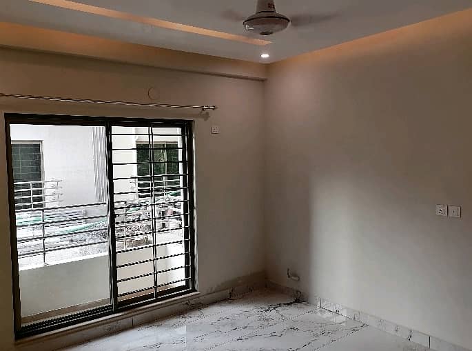 Ideal Flat For Sale In Askari 11 - Sector B 1